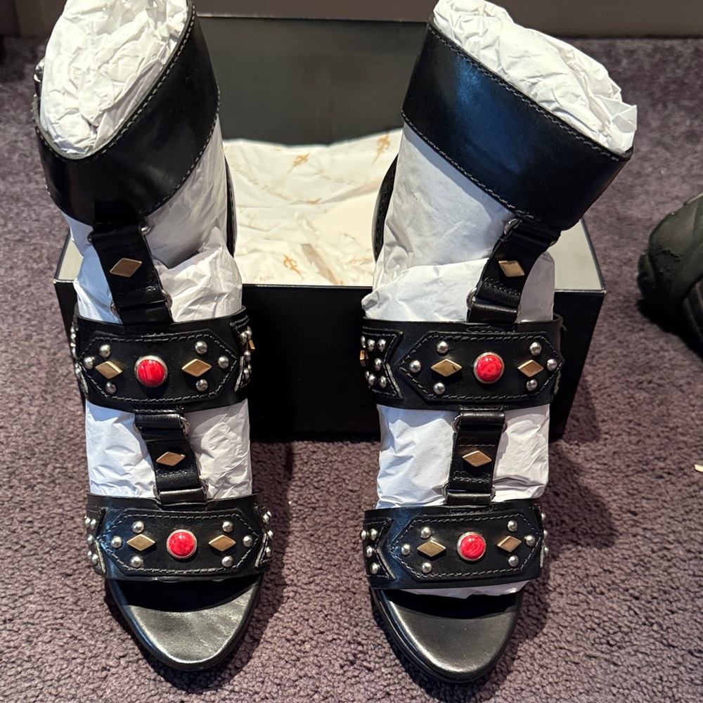 Pour La Victoire Black and Red Heeled Boots